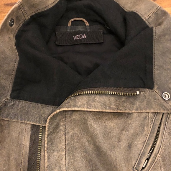 VEDA leather jacket - Picture 3 of 5